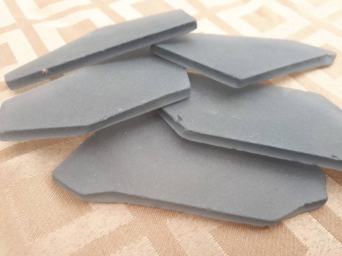 Grey Sea Glass Place Cards - Set of 20 - Irregular Shaped Pieces