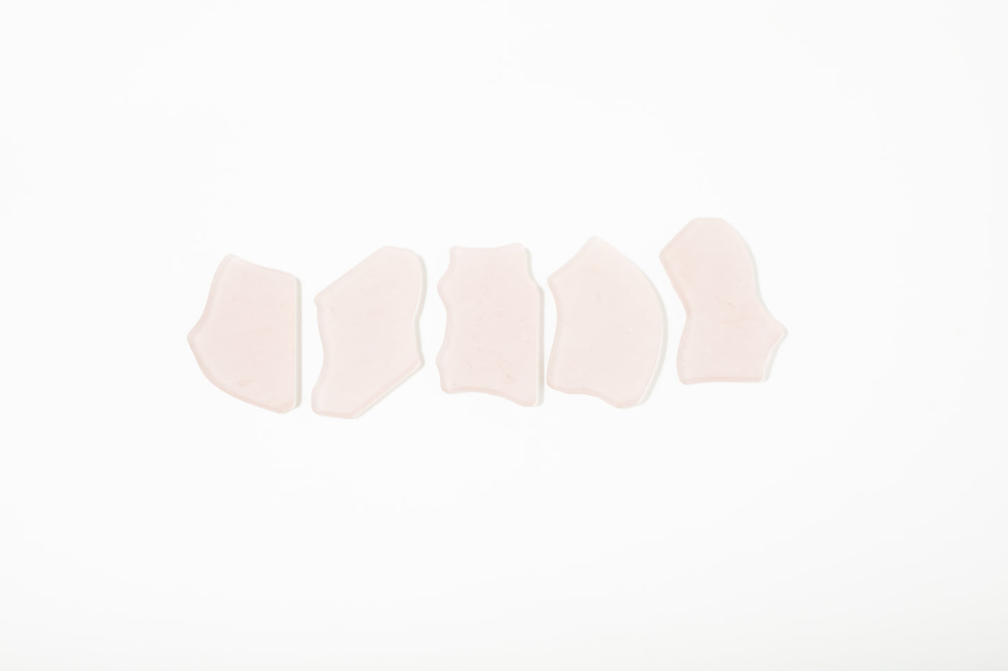 Dusty rose sea glass place cards - Set of 20 tumbled glass pieces