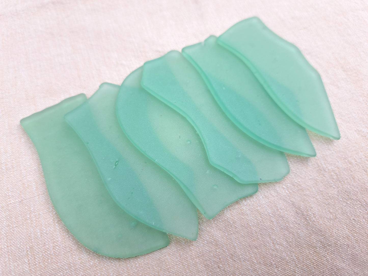 Mint Green Sea Glass Place Cards - Set of 20 - Irregular Shaped Pieces