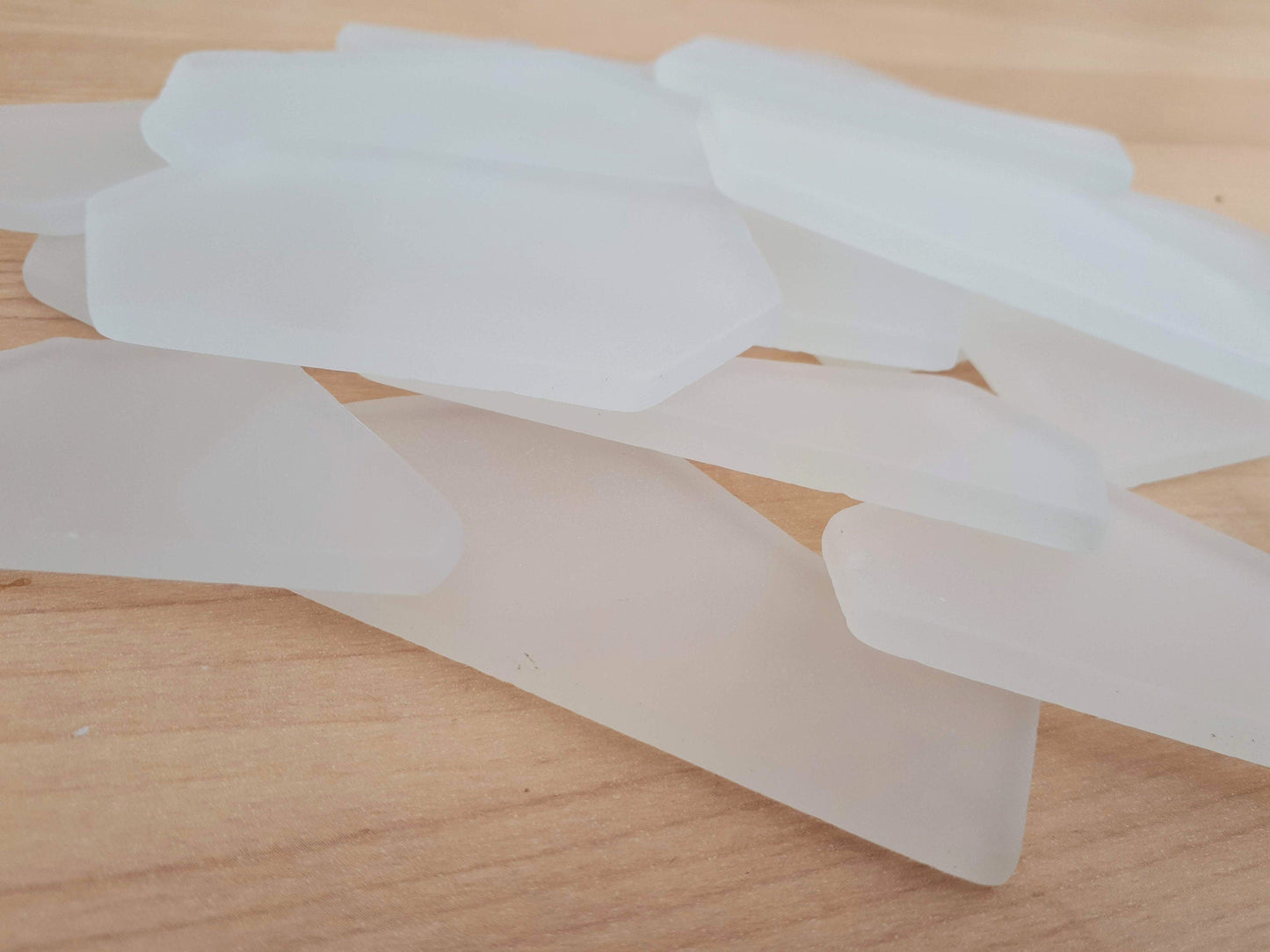 CUSTOM - 5 White sea glass place cards - 2-3 inch Irregular shapes