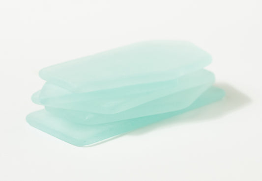 Sea glass place cards - Light sea green - Set of 20 - Irregular shapes